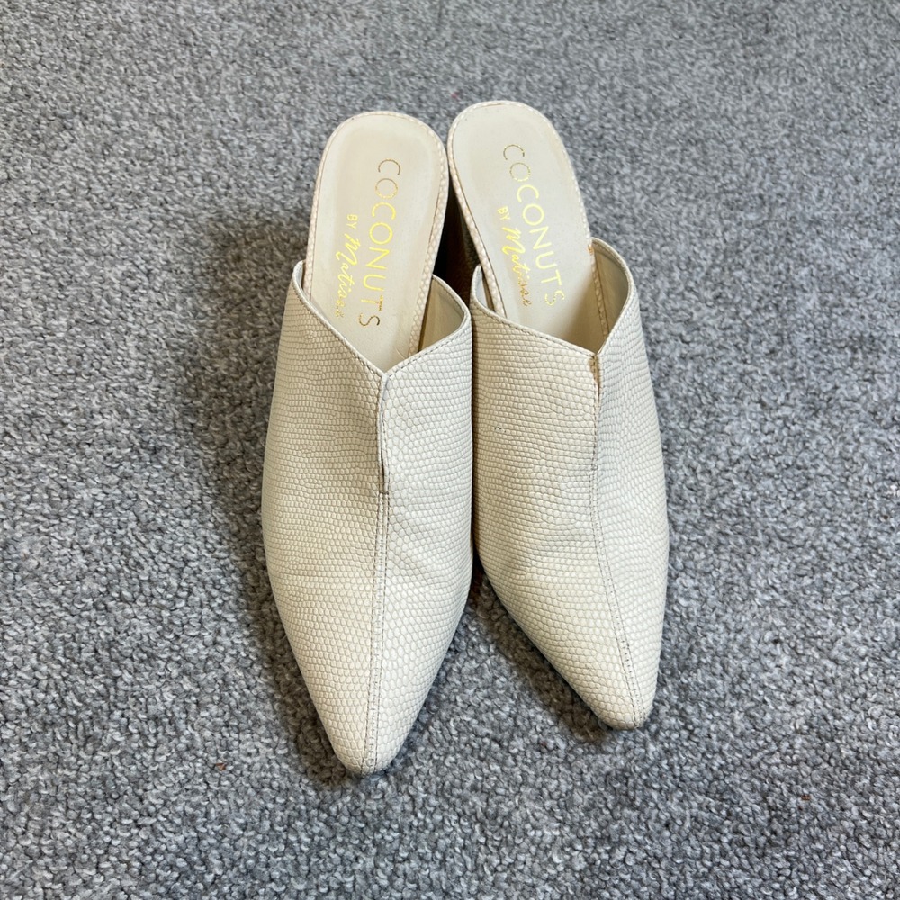 Coconuts by Matisse Mules Womens 9 Cream Snakeskin Pointed Block Heel rodeo boho